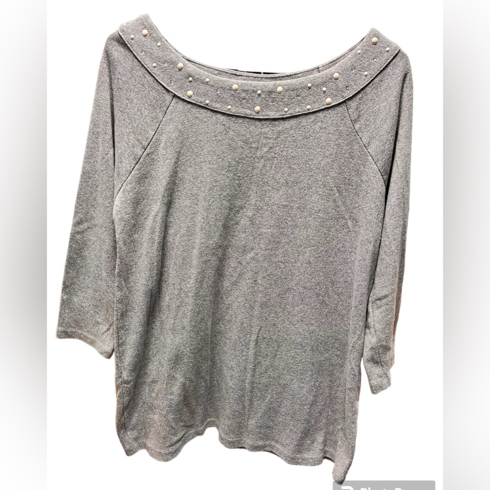 Women’s large beaded neck 3/4 sleeve sweater